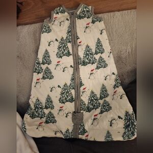 Burts Bees beekeeper wearable blanket 6 -12 months